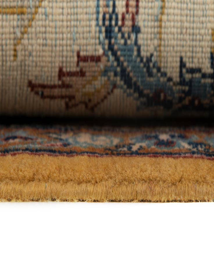 Detail image of 4' 9 x 7' 3  Hand Knotted Isfahan Persian Rug