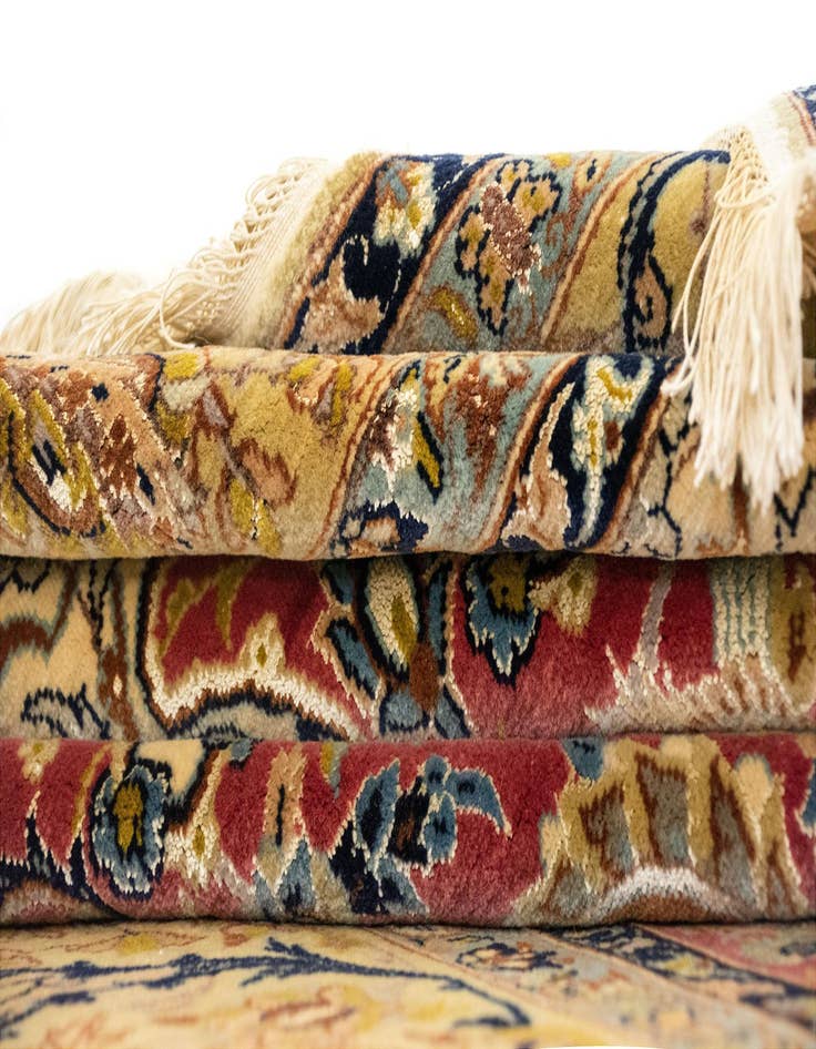 Detail image of 5' 9 x 9' 1  Hand Knotted Isfahan Persian Rug