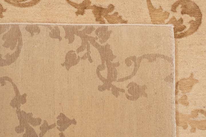 5' 3 x 7' 11 Hand Knotted Isfahan Persian Rug