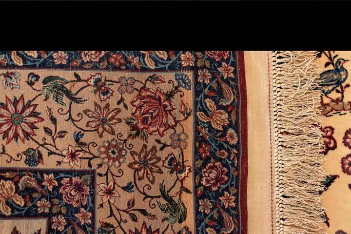 4' 10 x 7' 8 Isfahan Wool Rug
