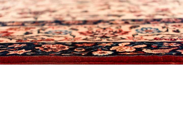 4' 10 x 7' 8 Isfahan Wool Rug