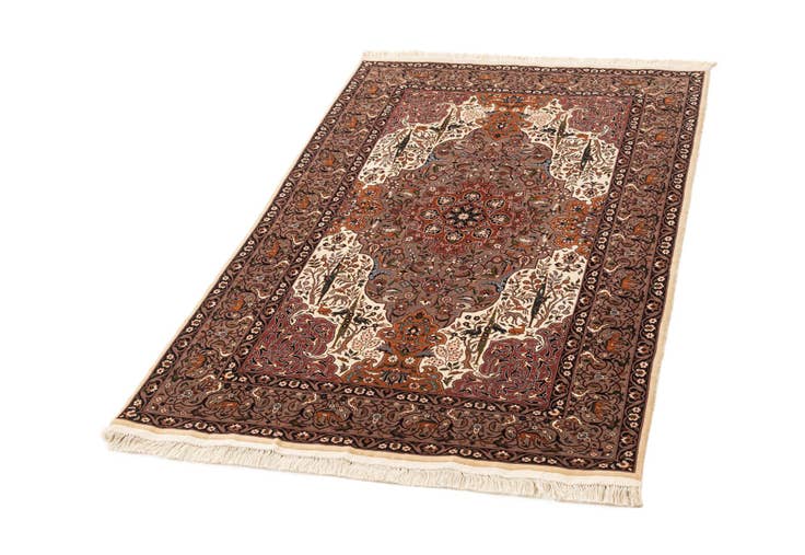 Detail image of 2' 11 x 4' 8 Isfahan Rug