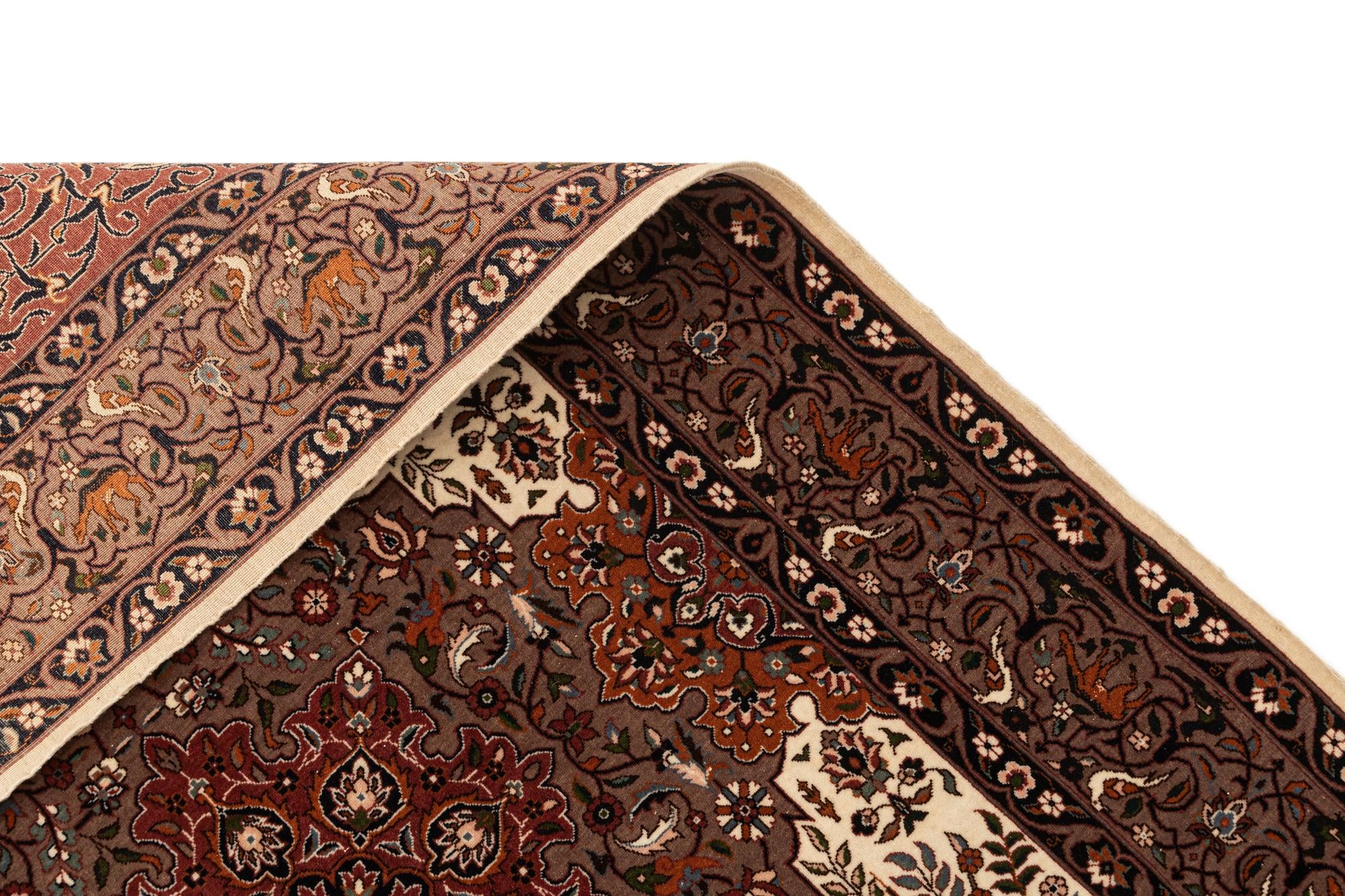 2' 11 x 4' 8 Isfahan Rug