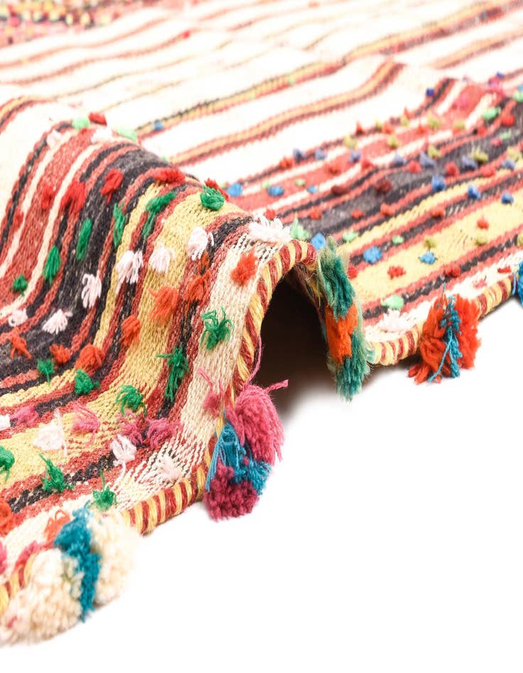 Detail image of 3' 9 x 7' 7 Jajim Rug