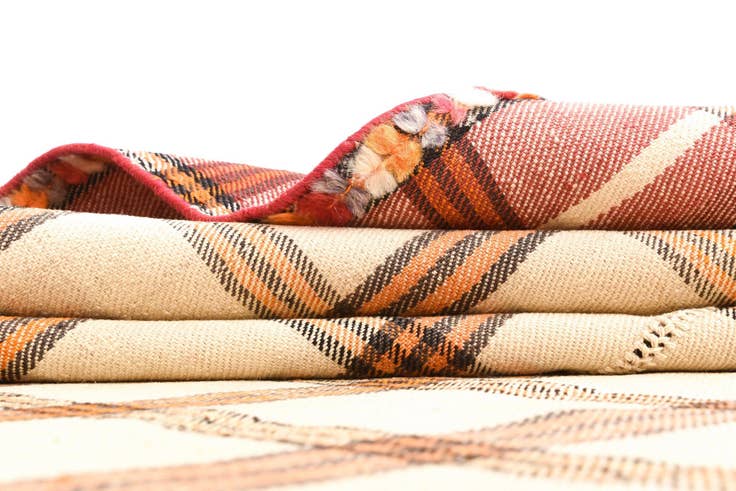 Detail image of 5' 3 x 7' 4 Jajim Rug