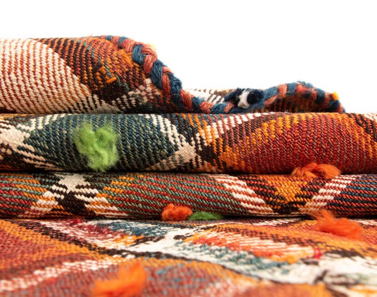 Detail image of 4' 1 x 7' 3 Jajim Wool Rug