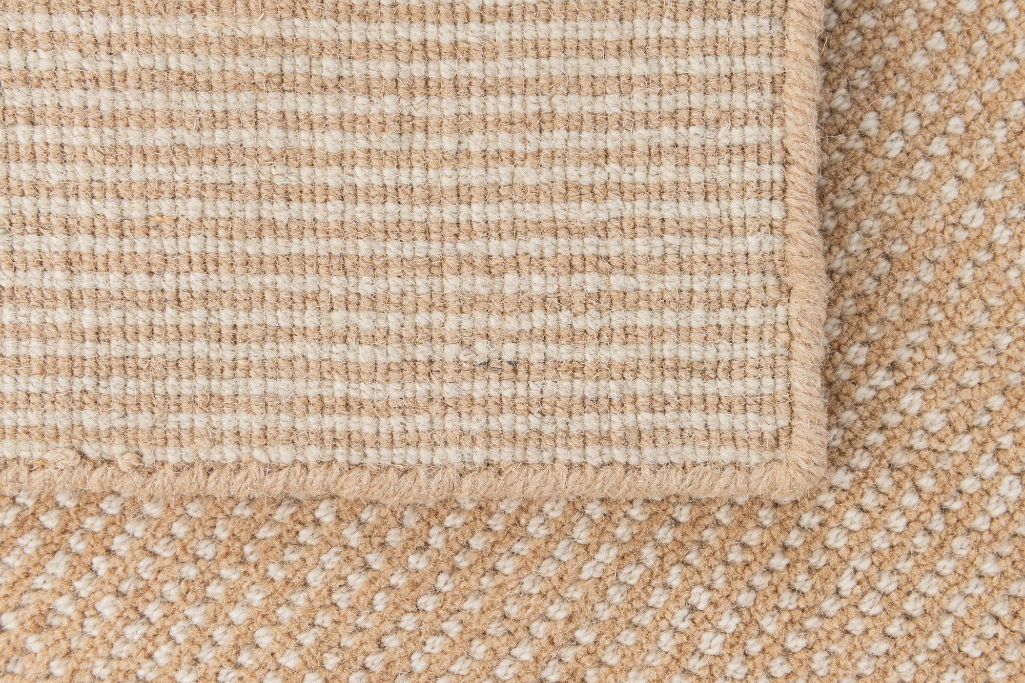 65cm x 95cm Hand Woven Jill Zarin English Manor Wool Rug