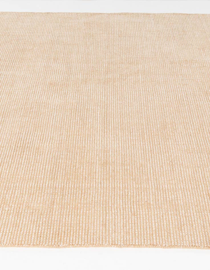 Detail image of 5' 1 x 8'  Hand Woven Jill Zarin English Manor Wool Rug