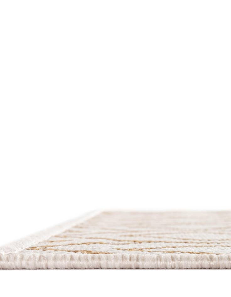 Detail image of Custom Beige Easy-Clean Jill Zarin Indoor / Outdoor Rug