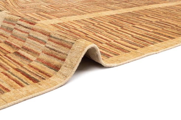 Detail image of 8' 1 x 11' Juma Wool Rug