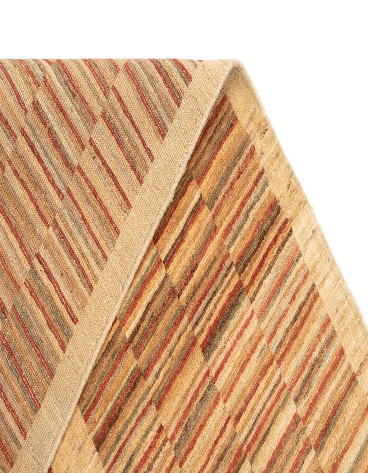 Detail image of 8' 1 x 11' Juma Wool Rug