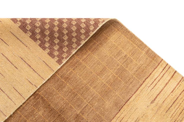 Detail image of 4' 7 x 6' 7 Juma Wool Rug