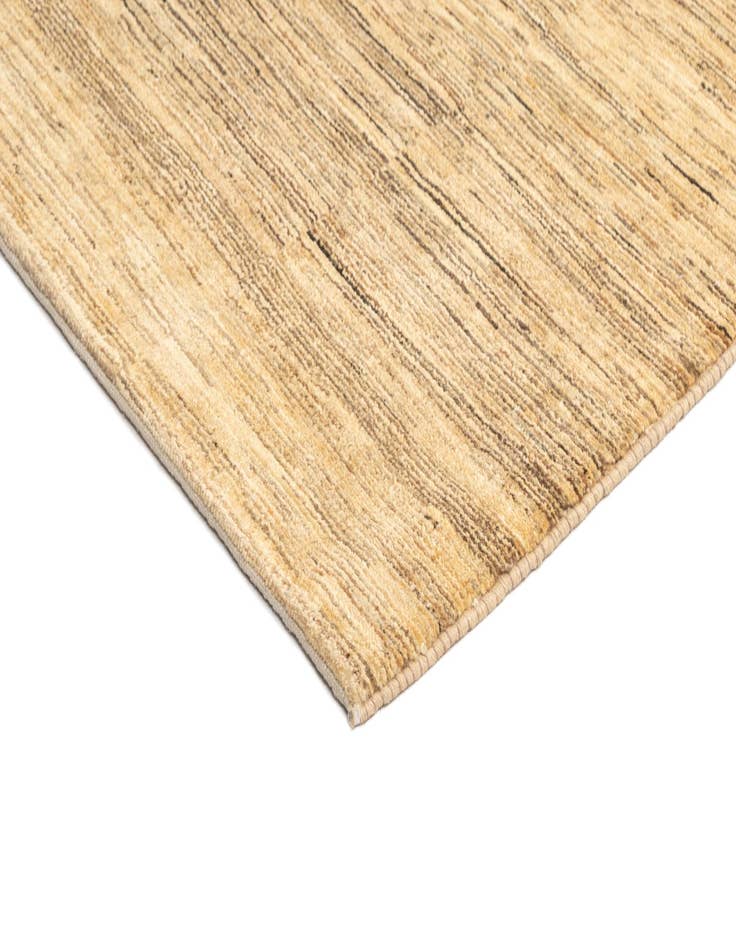 Detail image of 5' 6 x 7' 10 Juma Wool Rug