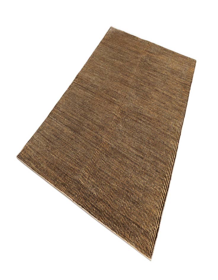 Detail image of 5' 5 x 7' 10 Juma Wool Rug