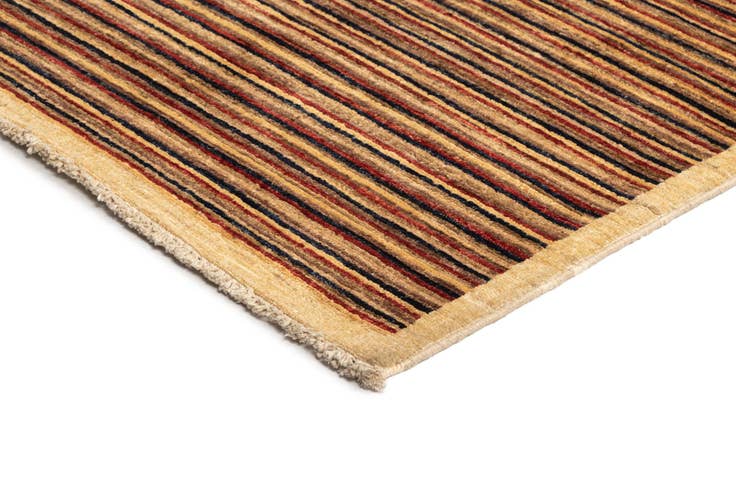 Detail image of 5' 8 x 7' 7 Juma Wool Rug