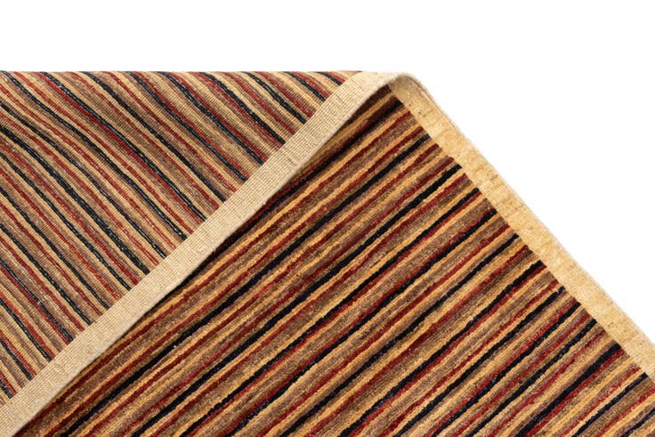 Detail image of 5' 8 x 7' 7 Juma Wool Rug