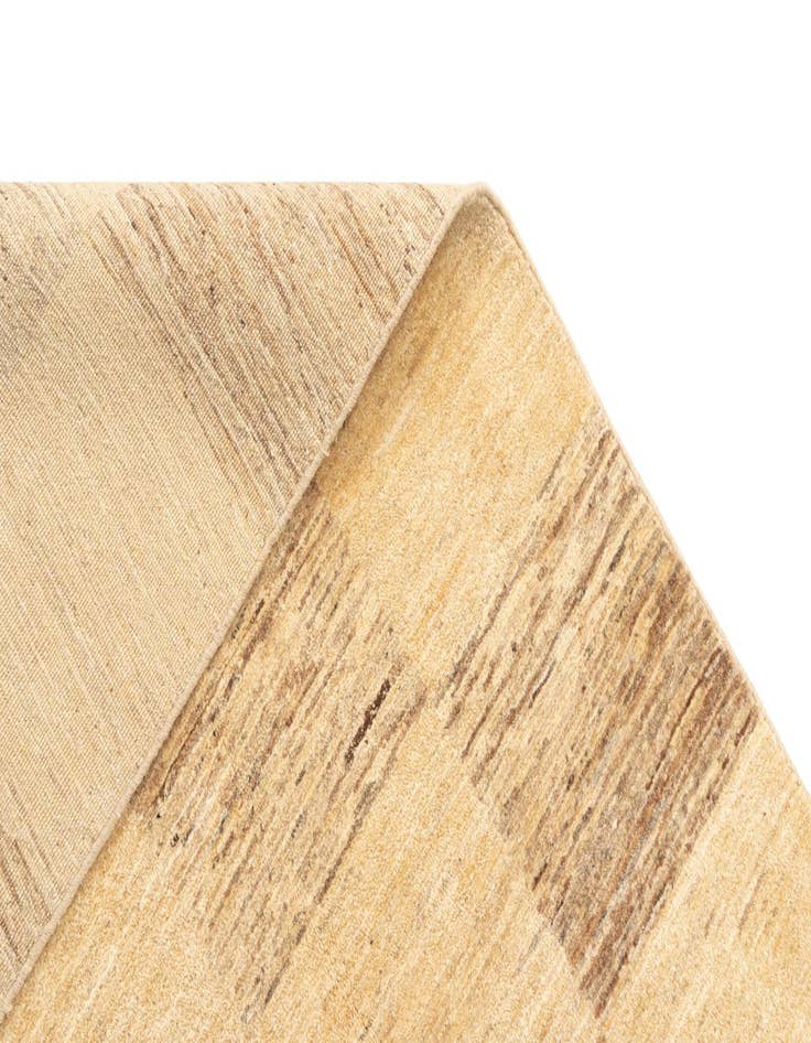 Detail image of 4' 6 x 6' 3 Juma Wool Rug