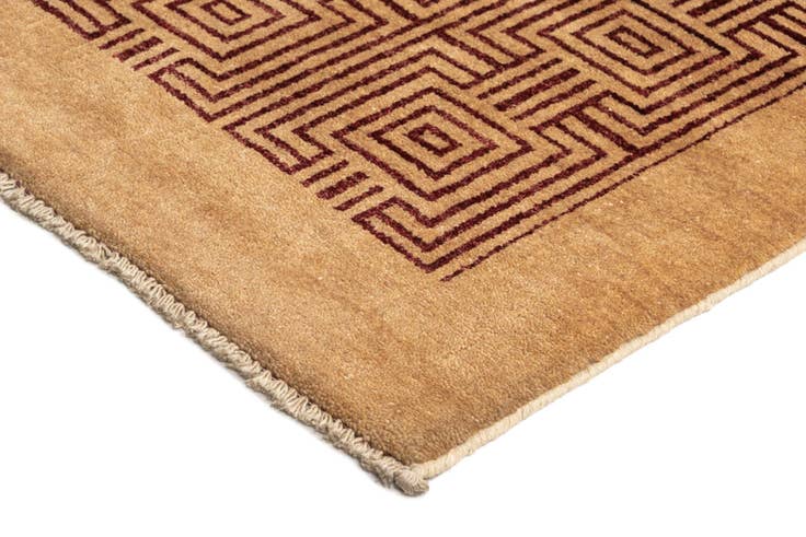 Detail image of 4' 7 x 6' 8 Juma Wool Rug