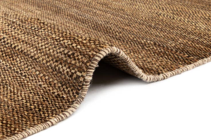 Detail image of 4' 9 x 6' 5 Juma Wool Rug