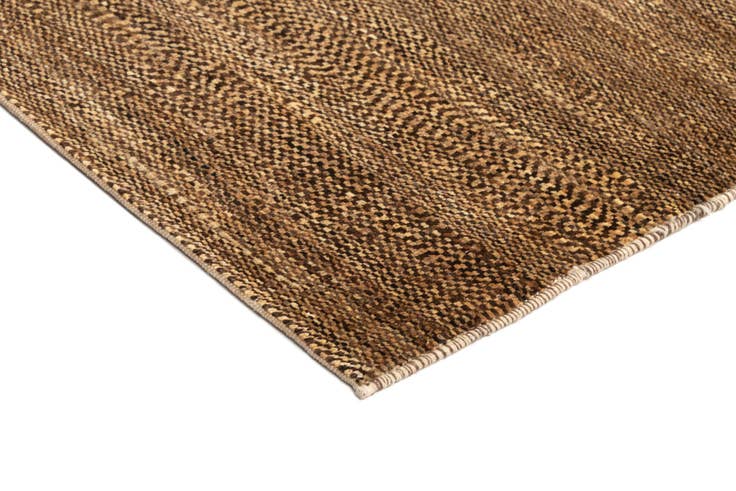 Detail image of 4' 9 x 6' 5 Juma Wool Rug