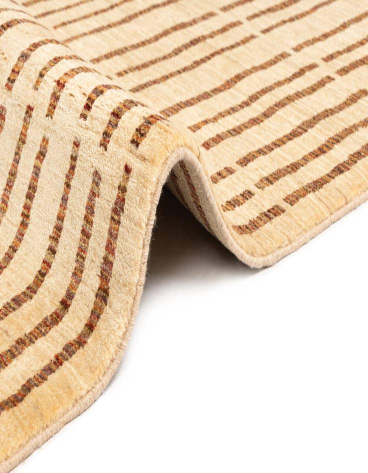 Detail image of 4' 6 x 6' 7 Juma Wool Rug