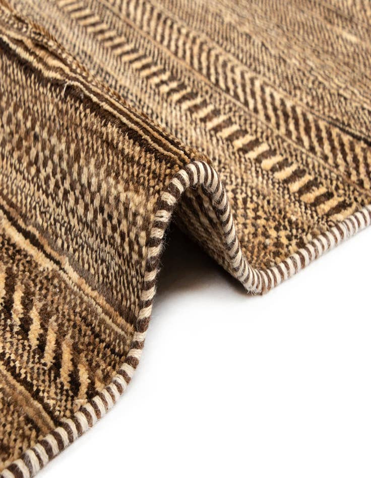 Detail image of 5' 7 x 8' Juma Wool Rug