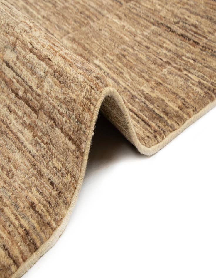 Detail image of 5' 11 x 9' 1 Juma Wool Rug