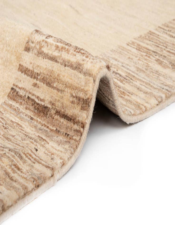 Detail image of 5' 7 x 7' 11 Juma Wool Rug