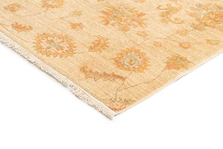 5' 9 x 7' 7 Kaizar Wool Rug