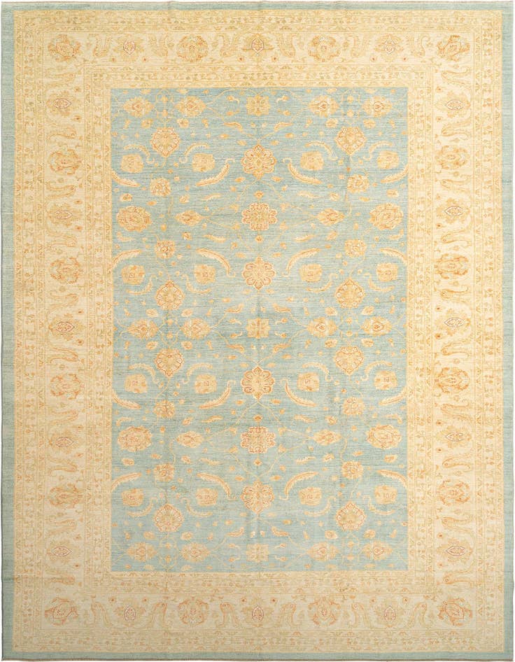 Detail image of 11' 5 x 17' 10 Kaizar Wool Rug