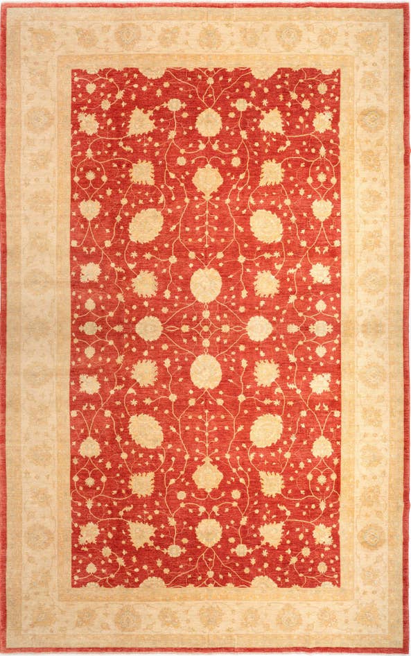Detail image of 13' 2 x 21' 2 Kaizar Wool Rug