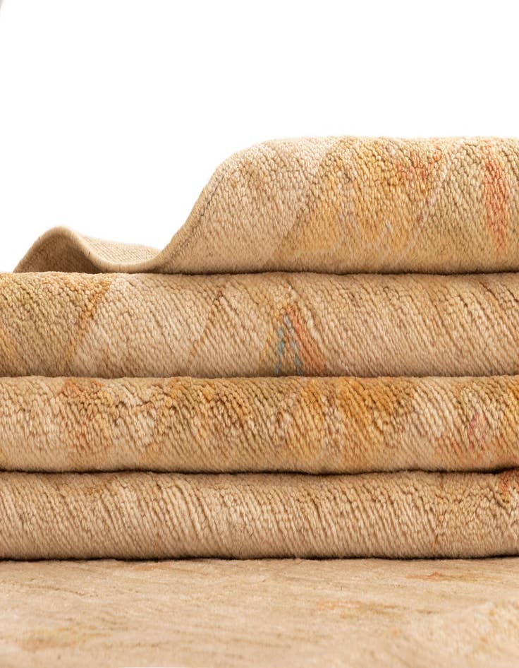 Detail image of 11' 11 x 17' 5 Kaizar Wool Rug