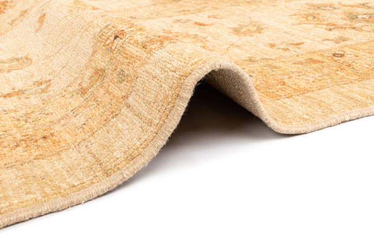 Detail image of 13' 2 x 19' 3 Kaizar Wool Rug