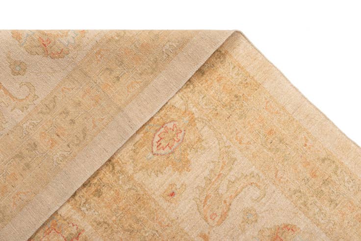 Detail image of 11' 6 x 17' 9 Kaizar Wool Rug