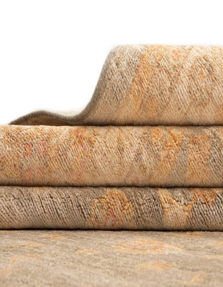 Detail image of 8' 2 x 10' 6 Kaizar Wool Rug