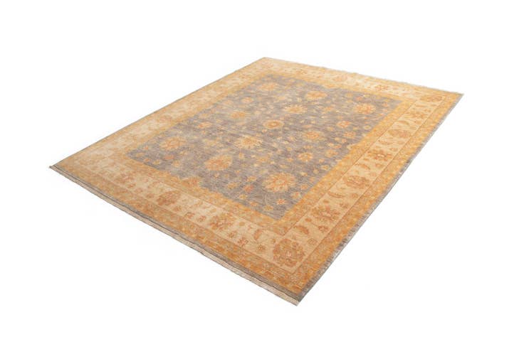 Detail image of 8' 4 x 9' 9 Kaizar Wool Rug