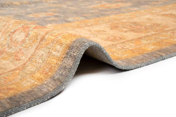 Detail image of 8' 4 x 9' 9 Kaizar Wool Rug