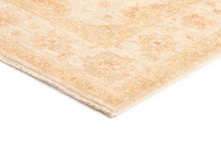 5' x 6' 9 Kaizar Wool Rug