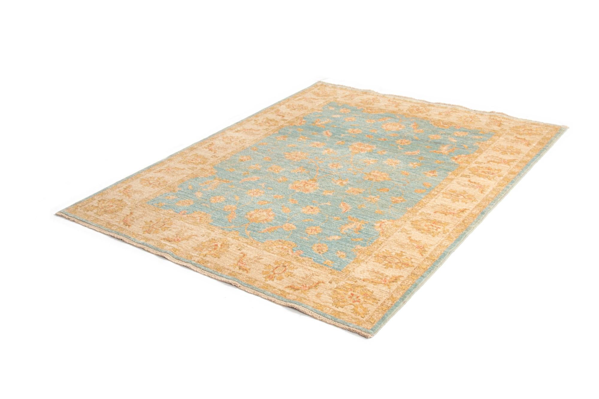 4' 11 x 6' 5 Kaizar Wool Rug