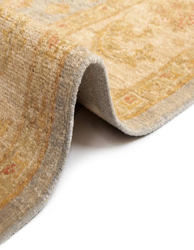 Detail image of 5' 9 x 8' Kaizar Wool Rug