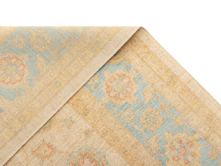 Detail image of 8' 3 x 11' 3 Kaizar Wool Rug