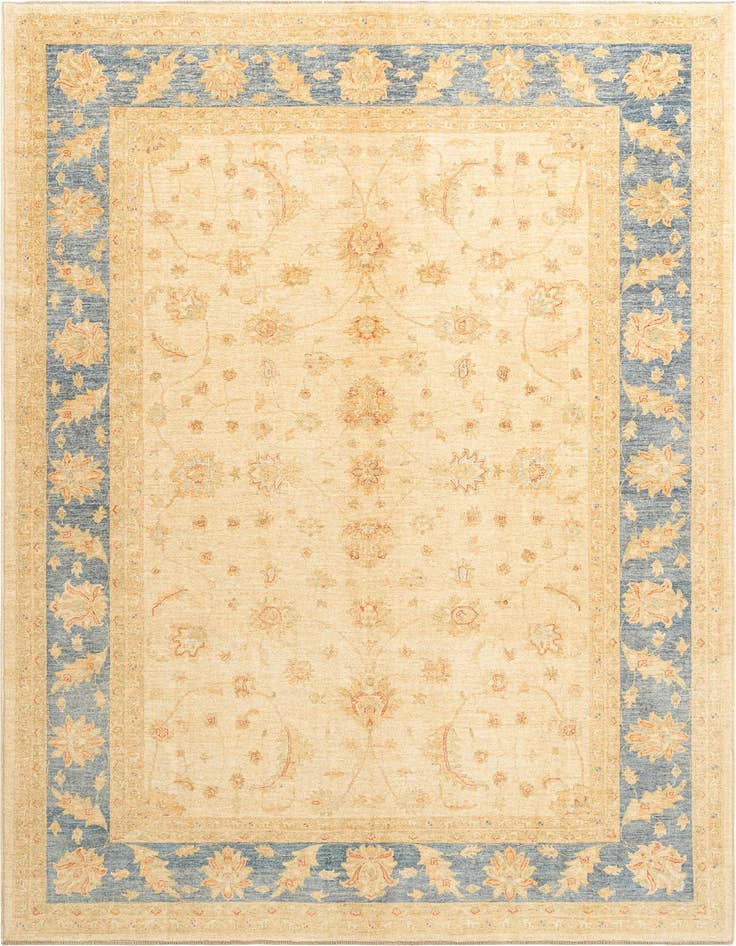 Detail image of 8' 4 x 11' 3 Kaizar Wool Rug