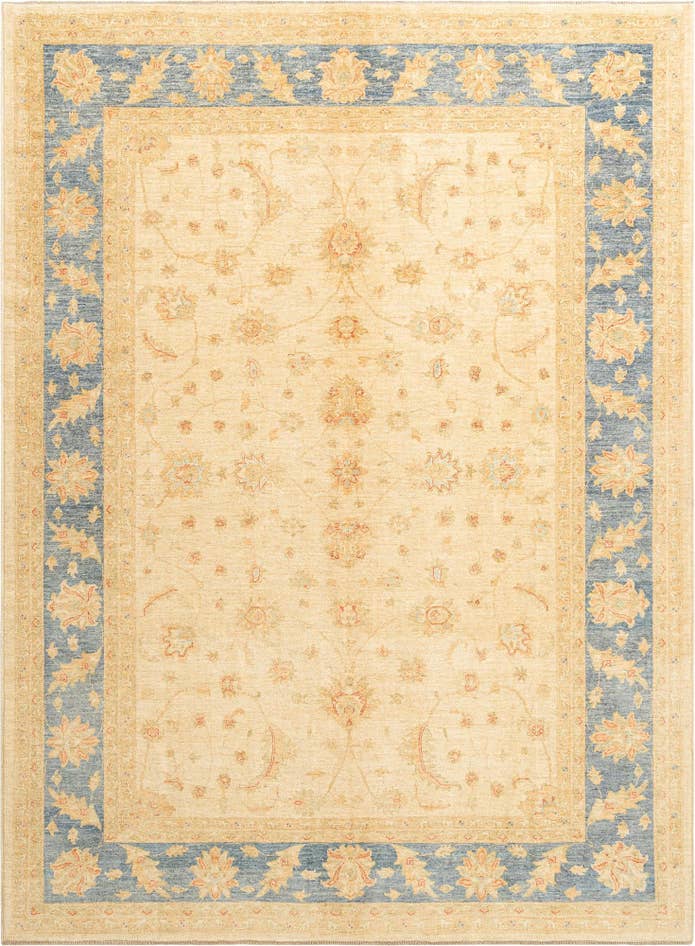 Detail image of 8' 4 x 11' 3 Kaizar Wool Rug