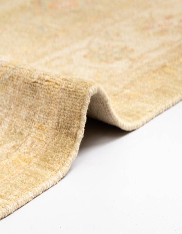 Detail image of 8' 4 x 11' 4 Kaizar Wool Rug