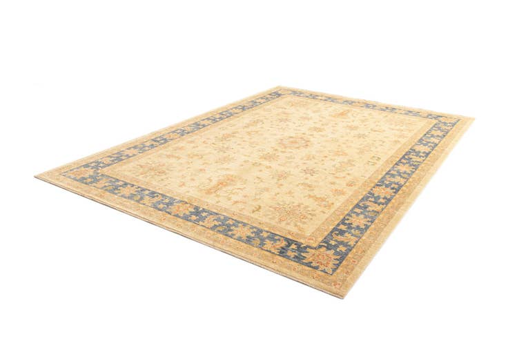 Detail image of 8' 3 x 11' 5 Kaizar Wool Rug