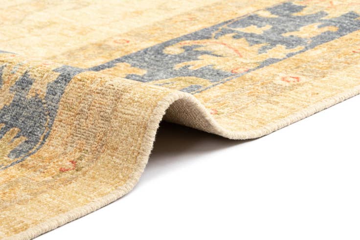 Detail image of 8' 3 x 11' 5 Kaizar Wool Rug