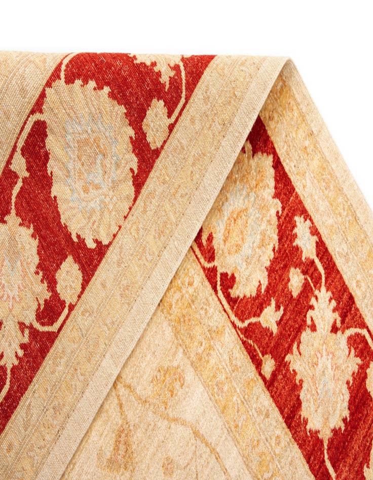 Detail image of 9' x 11' 11 Kaizar Wool Rug