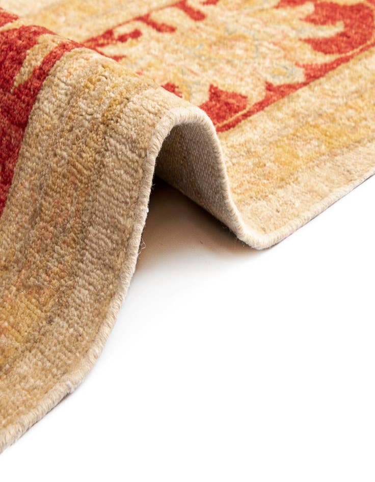 Detail image of 8' 5 x 11' 3 Kaizar Wool Rug