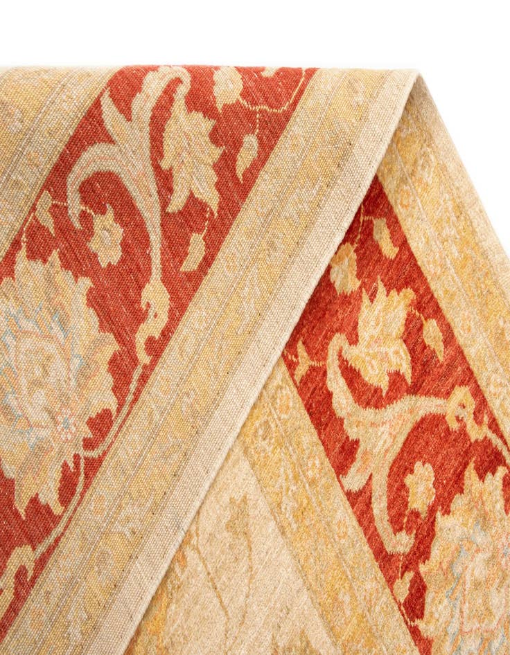 Detail image of 8' 5 x 11' 3 Kaizar Wool Rug