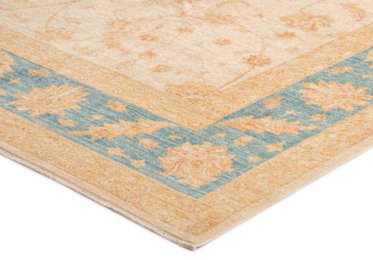 Detail image of 8' 3 x 11' 1 Kaizar Wool Rug